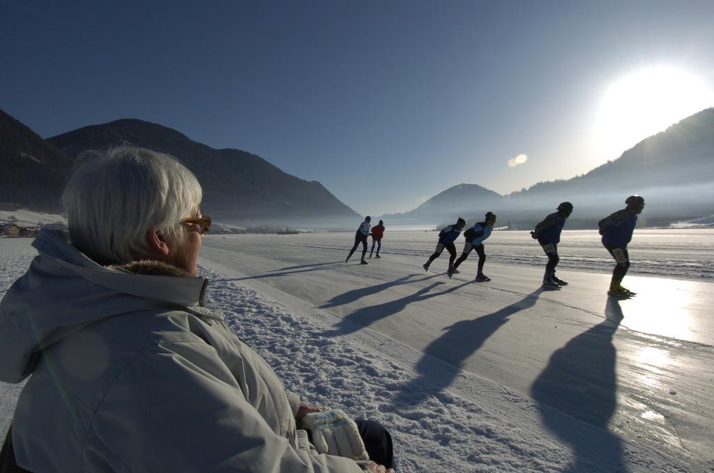 Ferienhof Obergasser Und Bergblick Weissensee Eksteriør billede